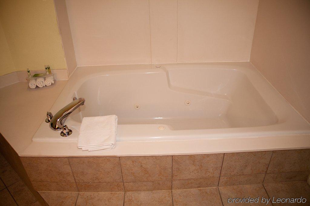 Holiday Inn Express Scottsburg By Ihg Ruang foto
